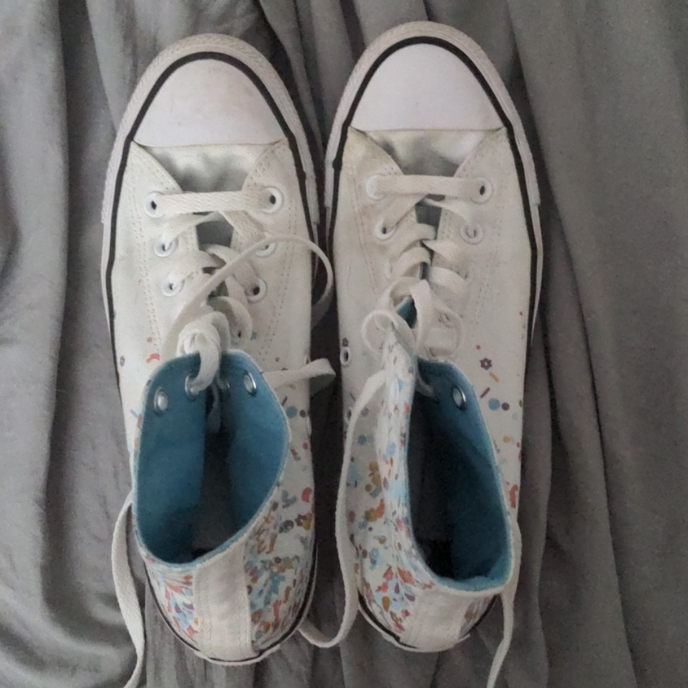 Converse Size 10
